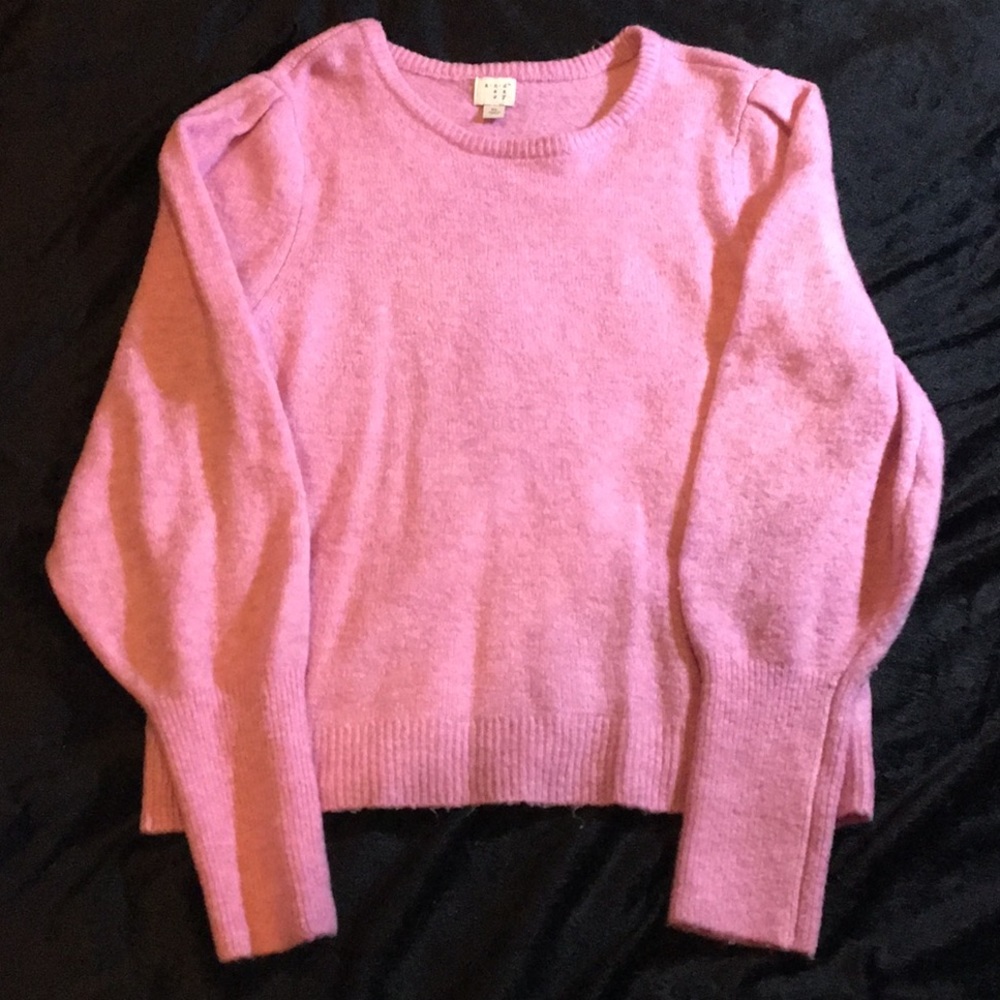 Extremely Soft Pink Ballon Arm Sweater